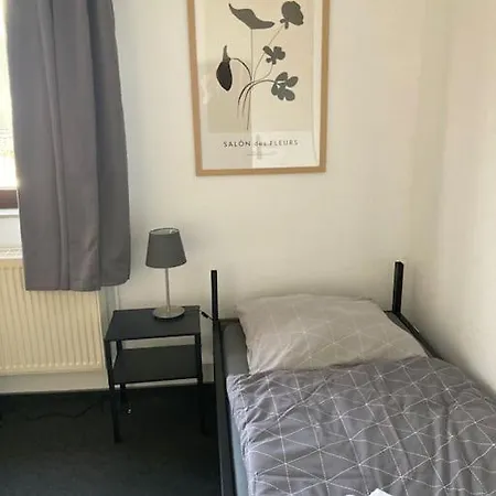 Geraeumige Monteurs ברמן