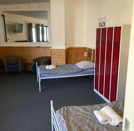 Geraeumige Monteurs * Brema